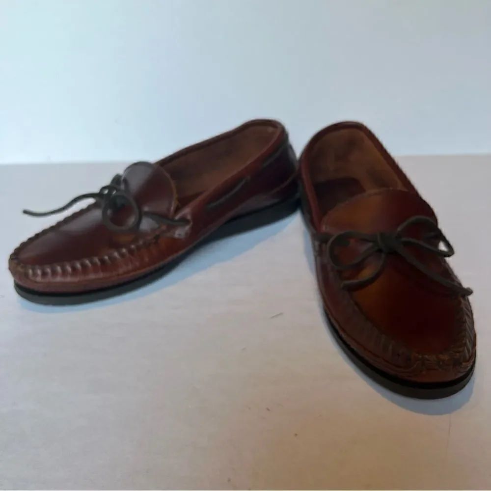 Minnetonka Women's Leather Moccasins Brown Size 6
